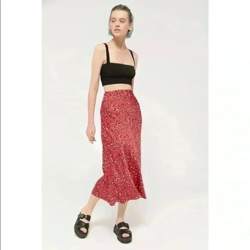 Urban Outfitters‎ red leopard printed midi skirt